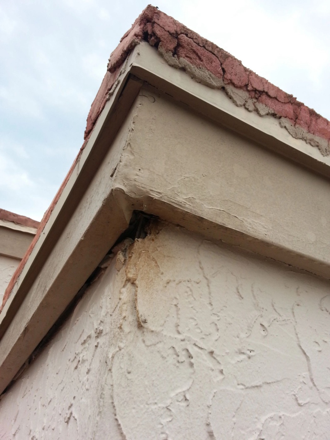 Gap and staining at a roofline fascia